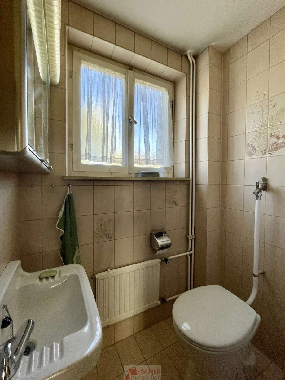 separates WC EG Zweifamilienhaus Vaihingen an der Enz