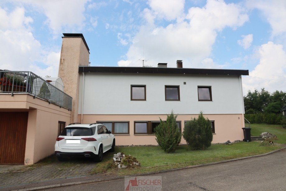 Au�enansicht PKW Stellplatz Mehrfamilienhaus Hohenstein-�denwaldstetten