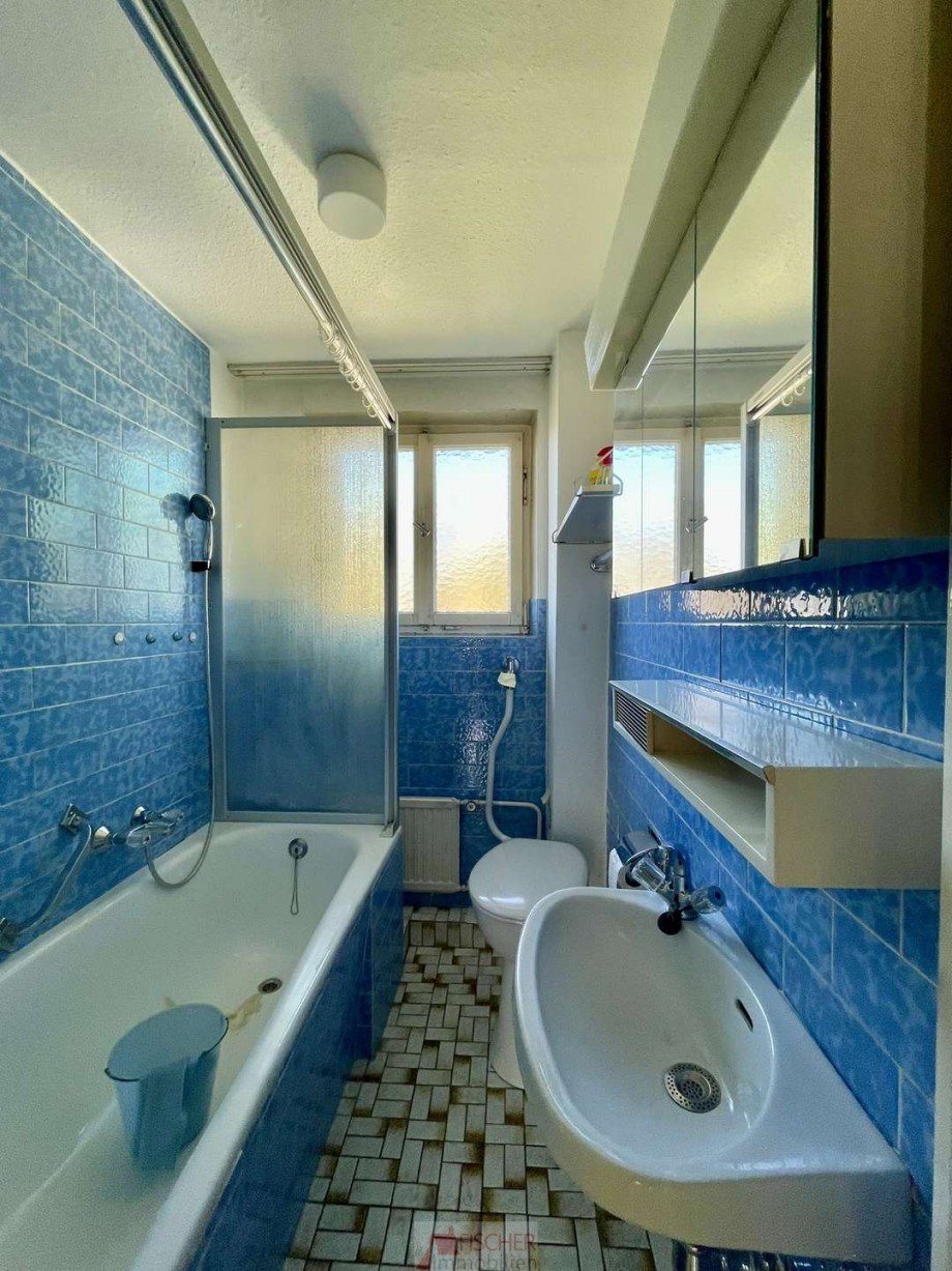 Bad im OG Zweifamilienhaus Vaihingen an der Enz