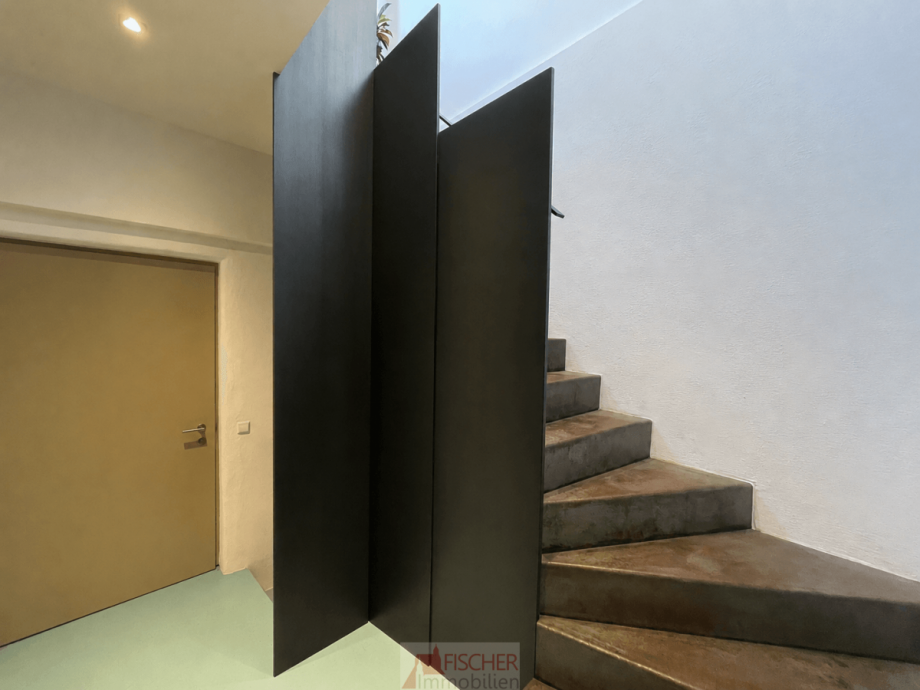 Treppenhausaufgang Erdgeschosswohnung M�nsheim
