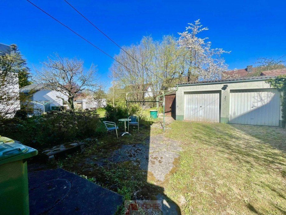 Doppelgaragen Zweifamilienhaus Vaihingen an der Enz