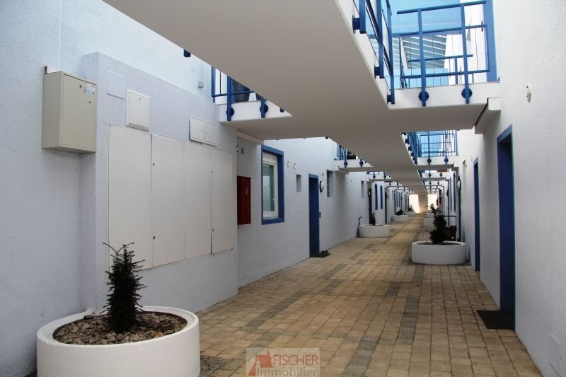 gro�er Eingangsbereich mit Lichtkuppel Etagenwohnung Vaihingen/Enz-Enzweihingen