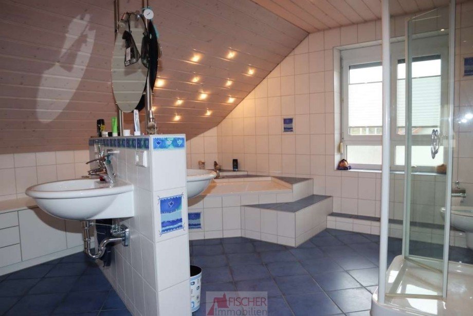 modernes Bad OG Einfamilienhaus Vaihingen/Enz