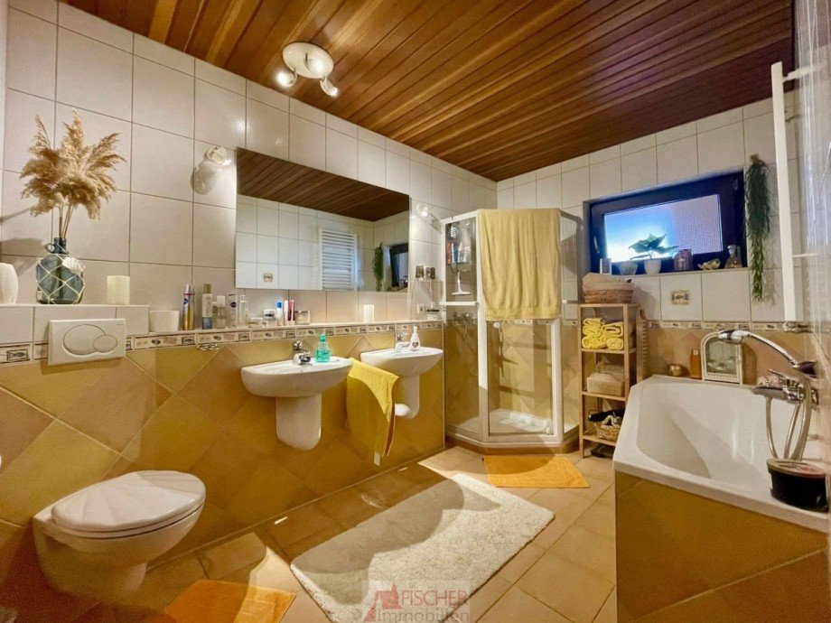 Badezimmer EG Zweifamilienhaus Oberriexingen