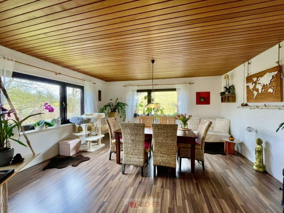 Essen EG Zweifamilienhaus Oberriexingen