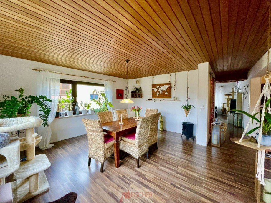 Essen EG Zweifamilienhaus Oberriexingen