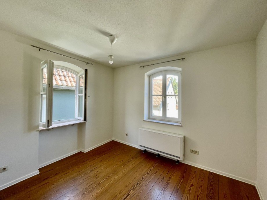 Kind Wohnung 3 Mehrfamilienhaus Vaihingen an der Enz-Kleinglattbach