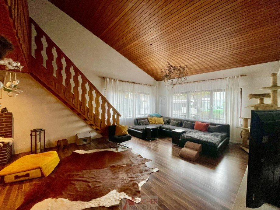 Wohnen EG Zweifamilienhaus Oberriexingen